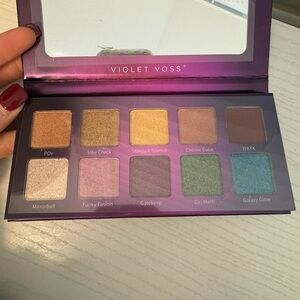 New Violet Voss Disco Drip Eyeshadow Palette